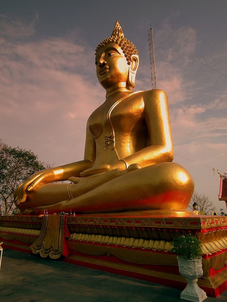 Big Buddha Hill (Wat Phra Yai)