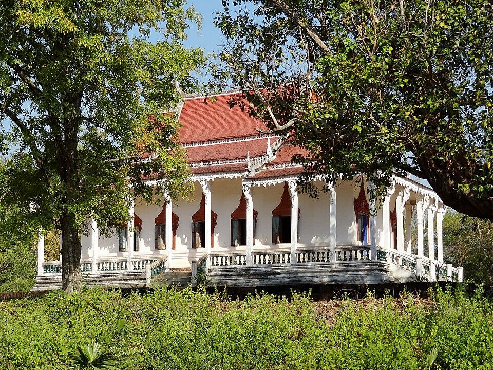 Wat Leu